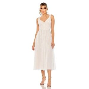 MAC DUGGAL Sleeveless Ruffle Tiered Dress